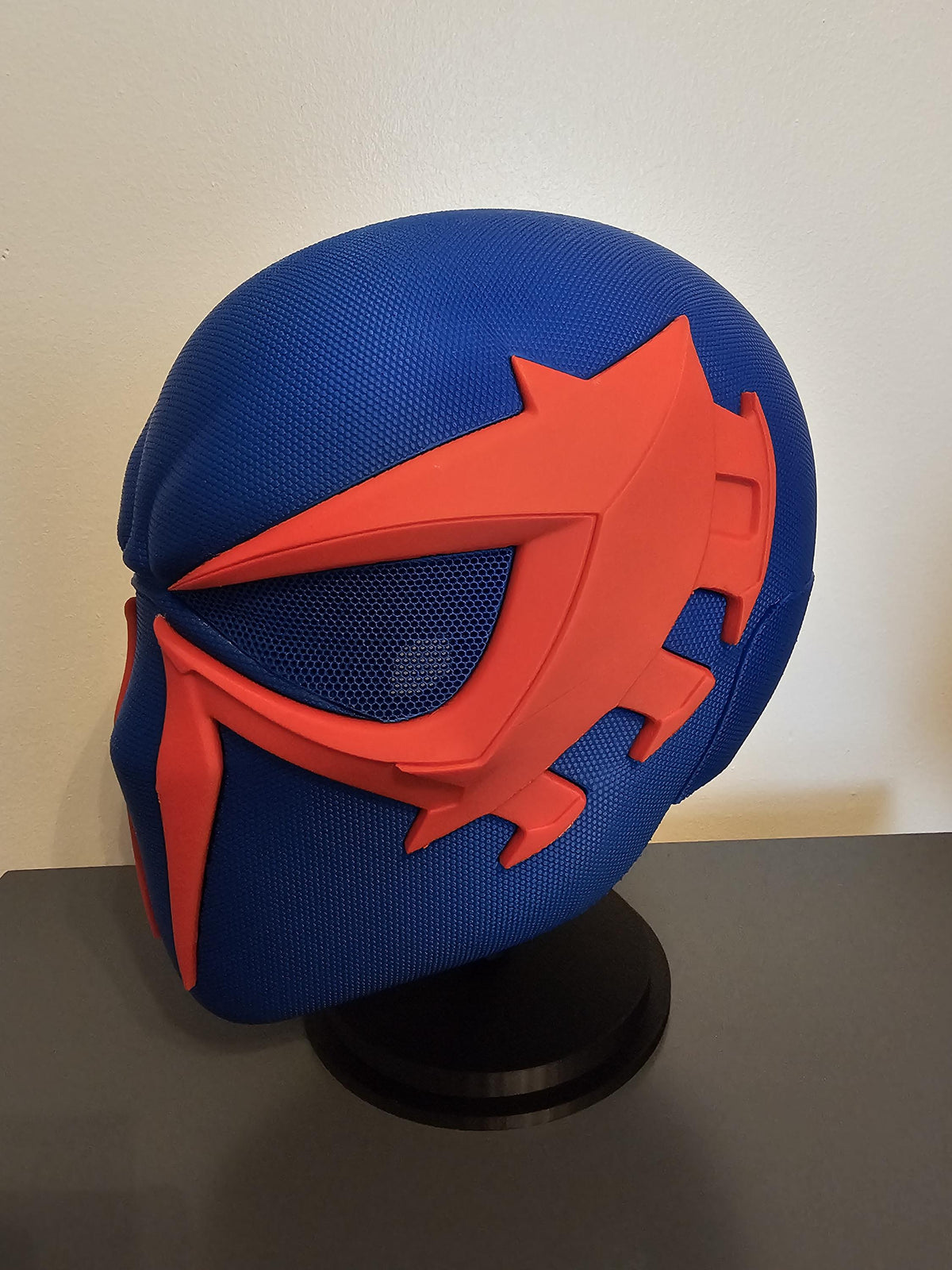 2099 Style Web Helmet – Sci-Fi Hero Cosplay Headpiece
