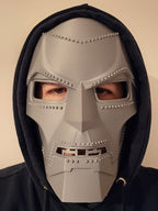 Metallic Warlord Mask – Sci-Fi Armour Cosplay Headpiece